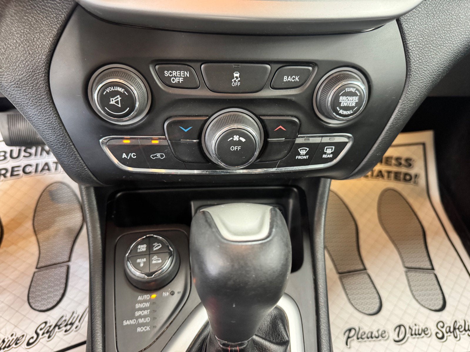 2014 Jeep Cherokee Trailhawk - Photo 18