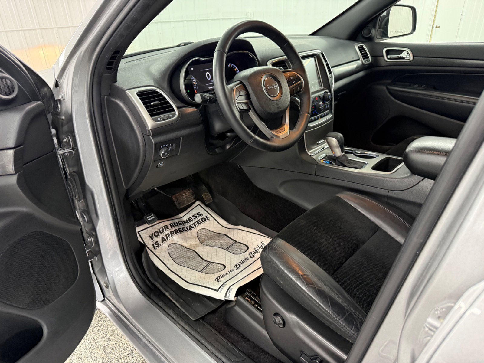 2017 Jeep Grand Cherokee Altitude