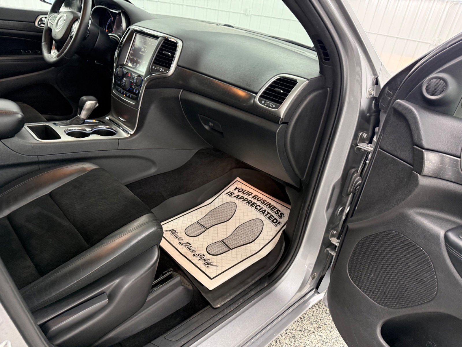 2017 Jeep Grand Cherokee Altitude