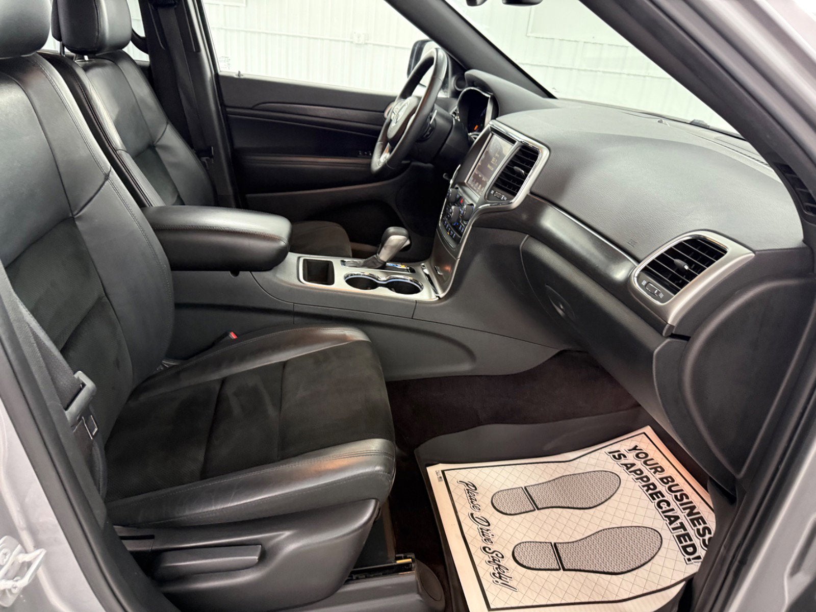 2017 Jeep Grand Cherokee Altitude