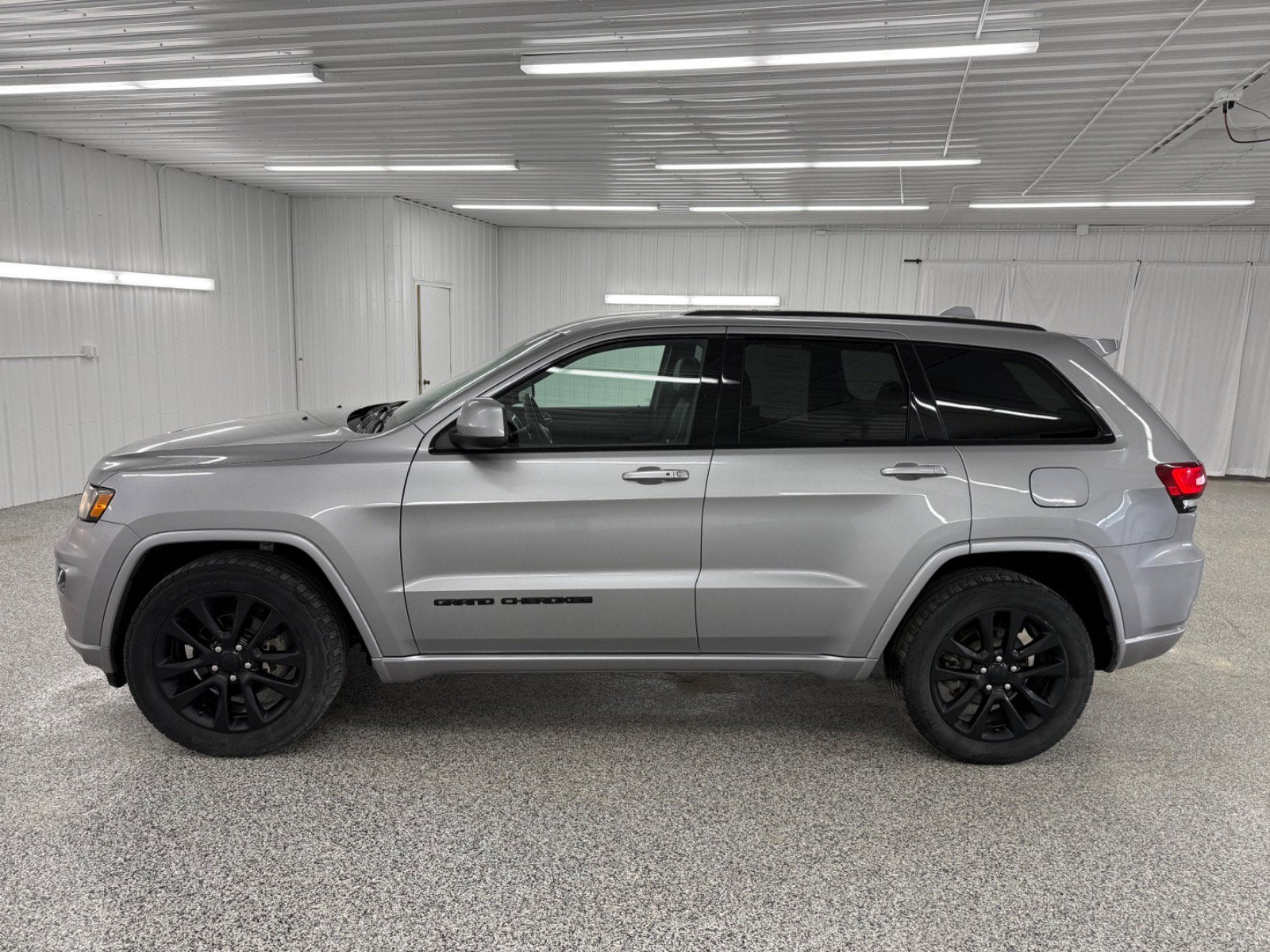 2017 Jeep Grand Cherokee Altitude