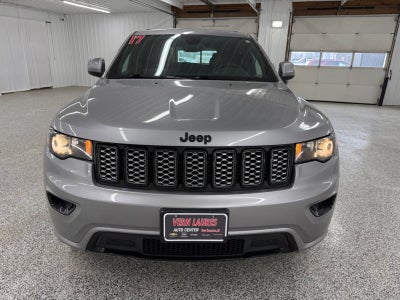 2017 Jeep Grand Cherokee Altitude