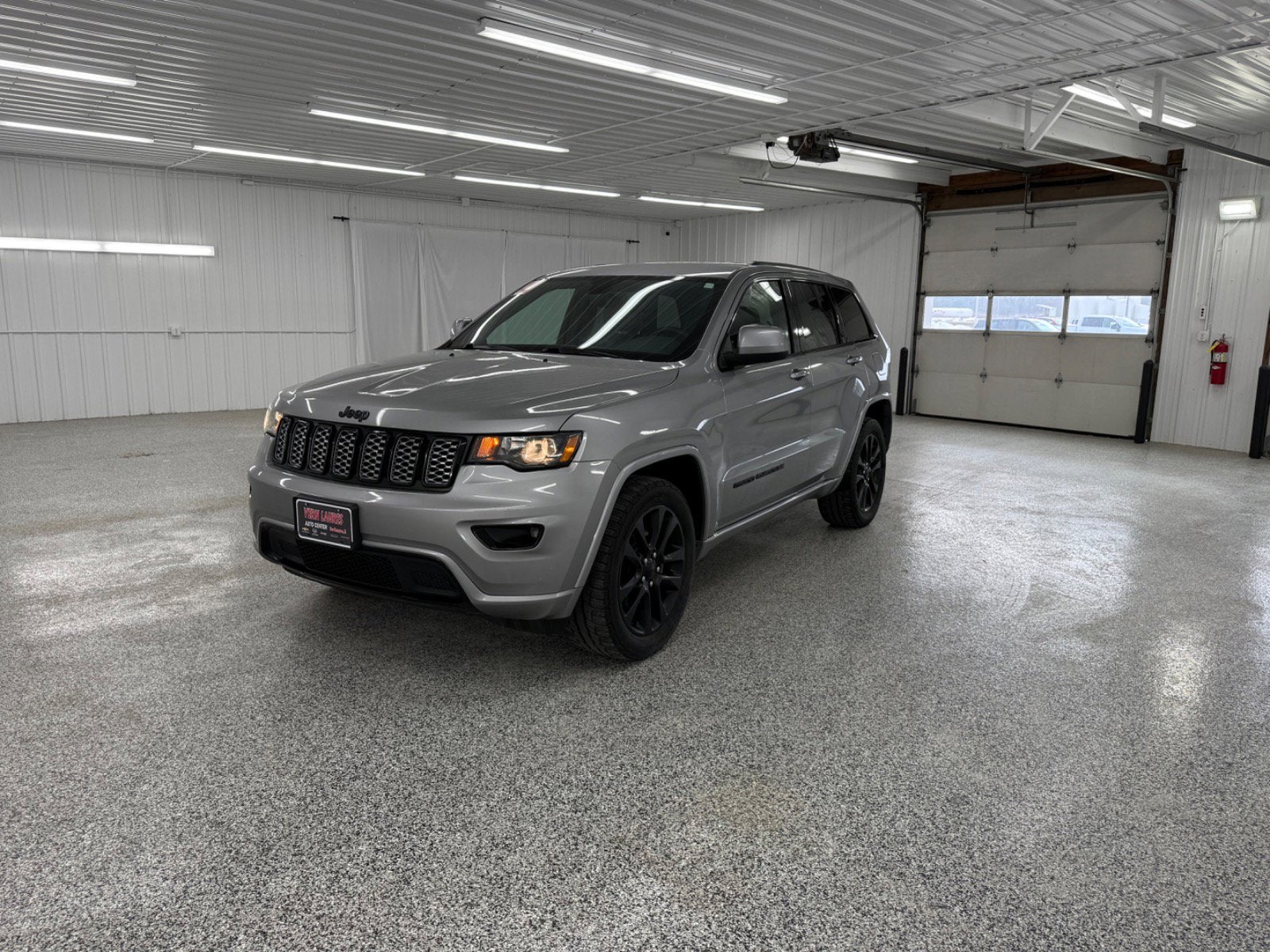 2017 Jeep Grand Cherokee Altitude