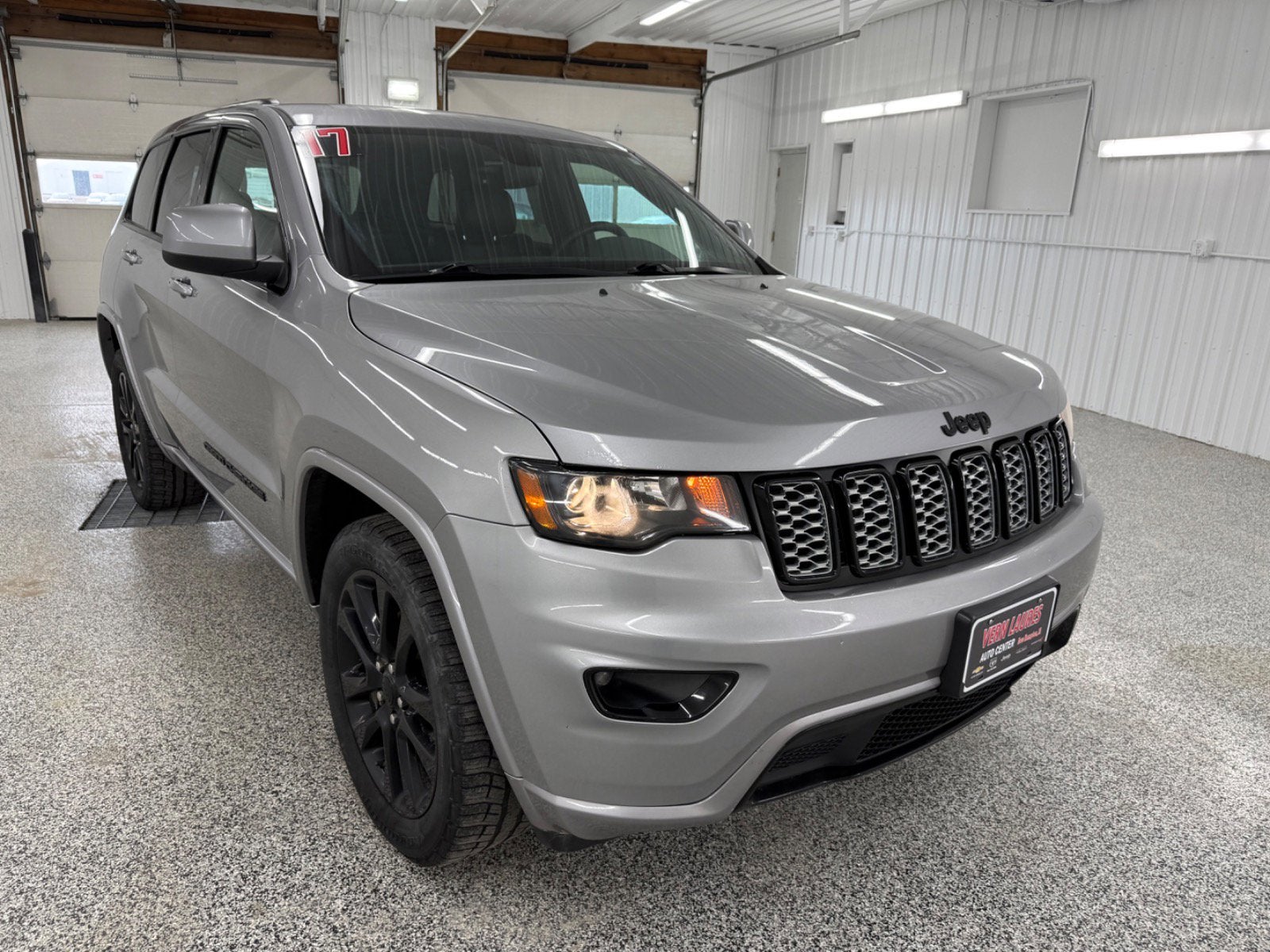 2017 Jeep Grand Cherokee Altitude