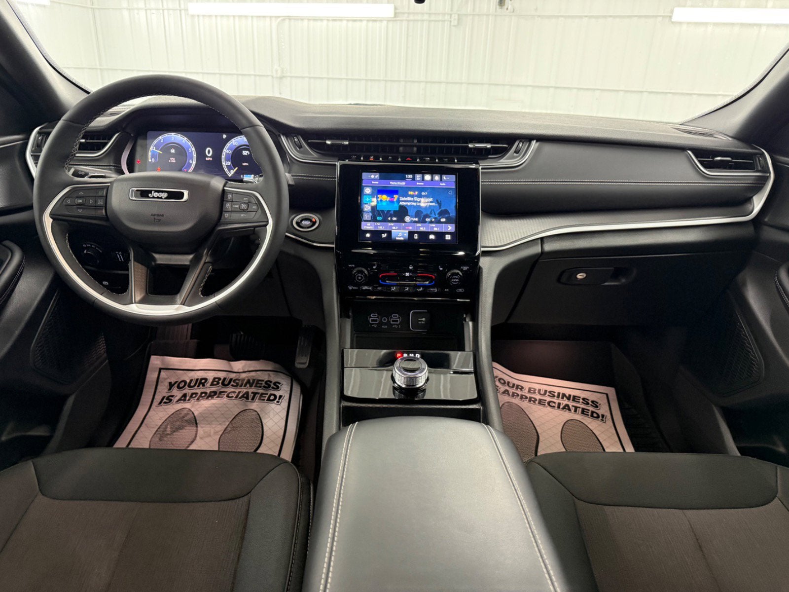 2024 Jeep Grand Cherokee Laredo