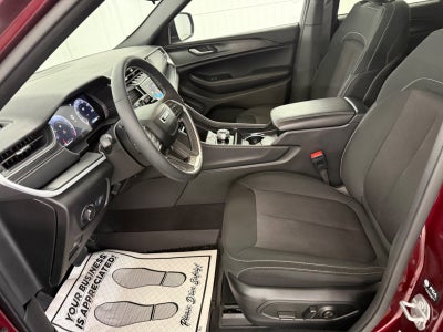 2024 Jeep Grand Cherokee Laredo
