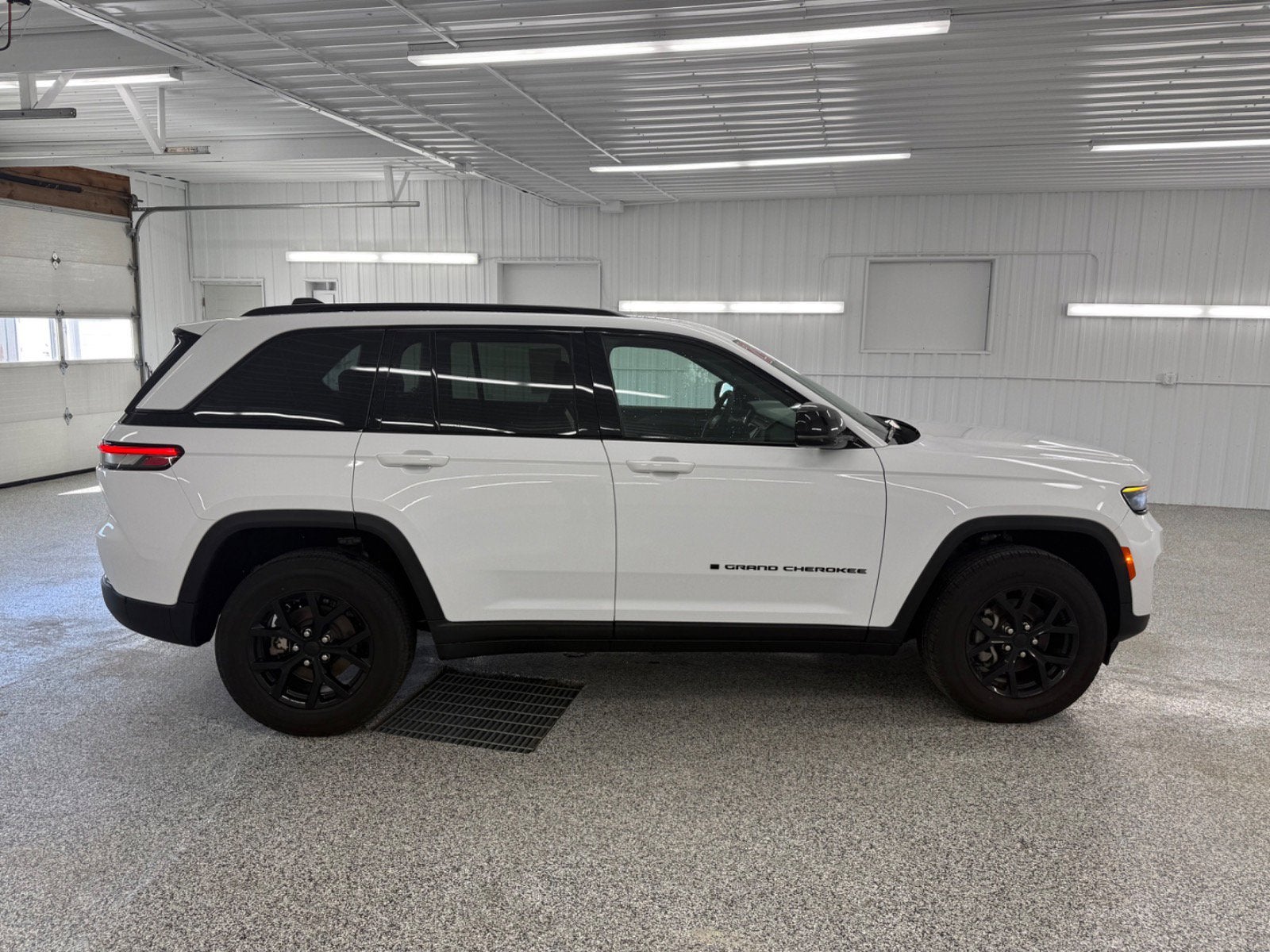 2024 Jeep Grand Cherokee Altitude X