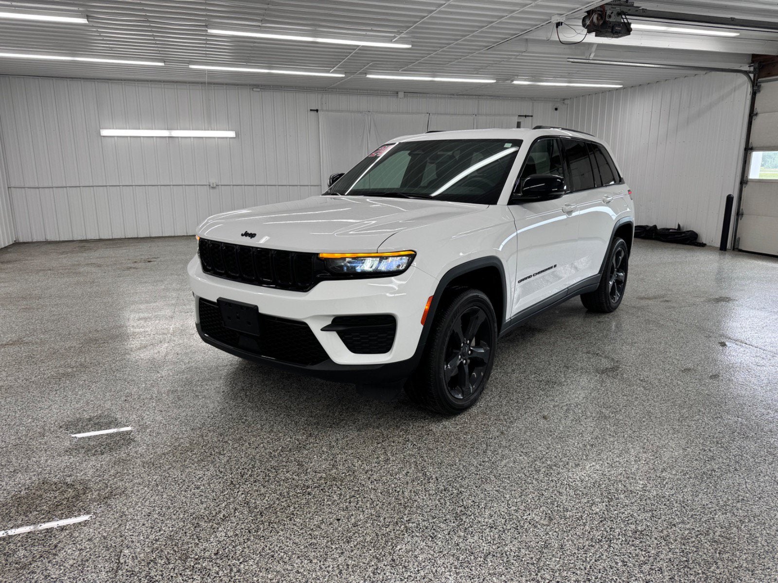 2024 Jeep Grand Cherokee Altitude