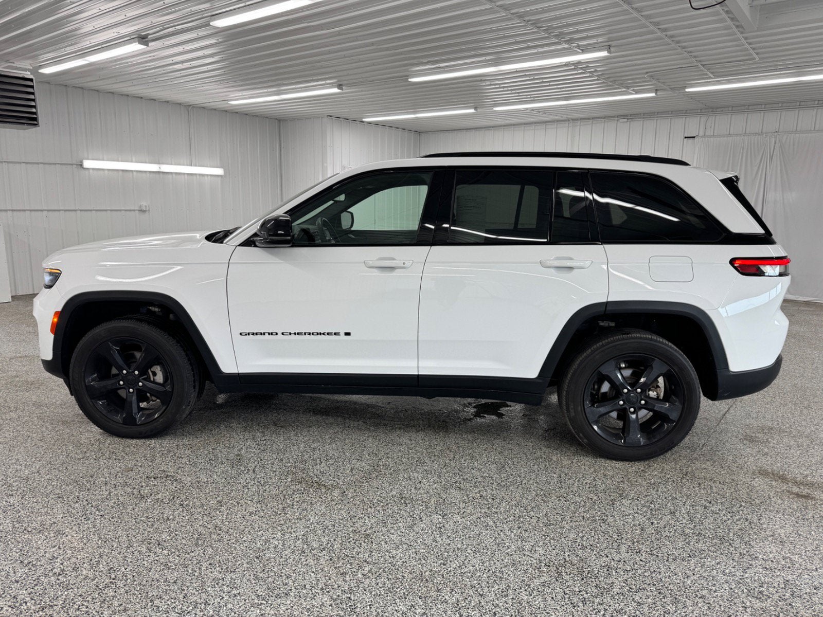 2024 Jeep Grand Cherokee Altitude