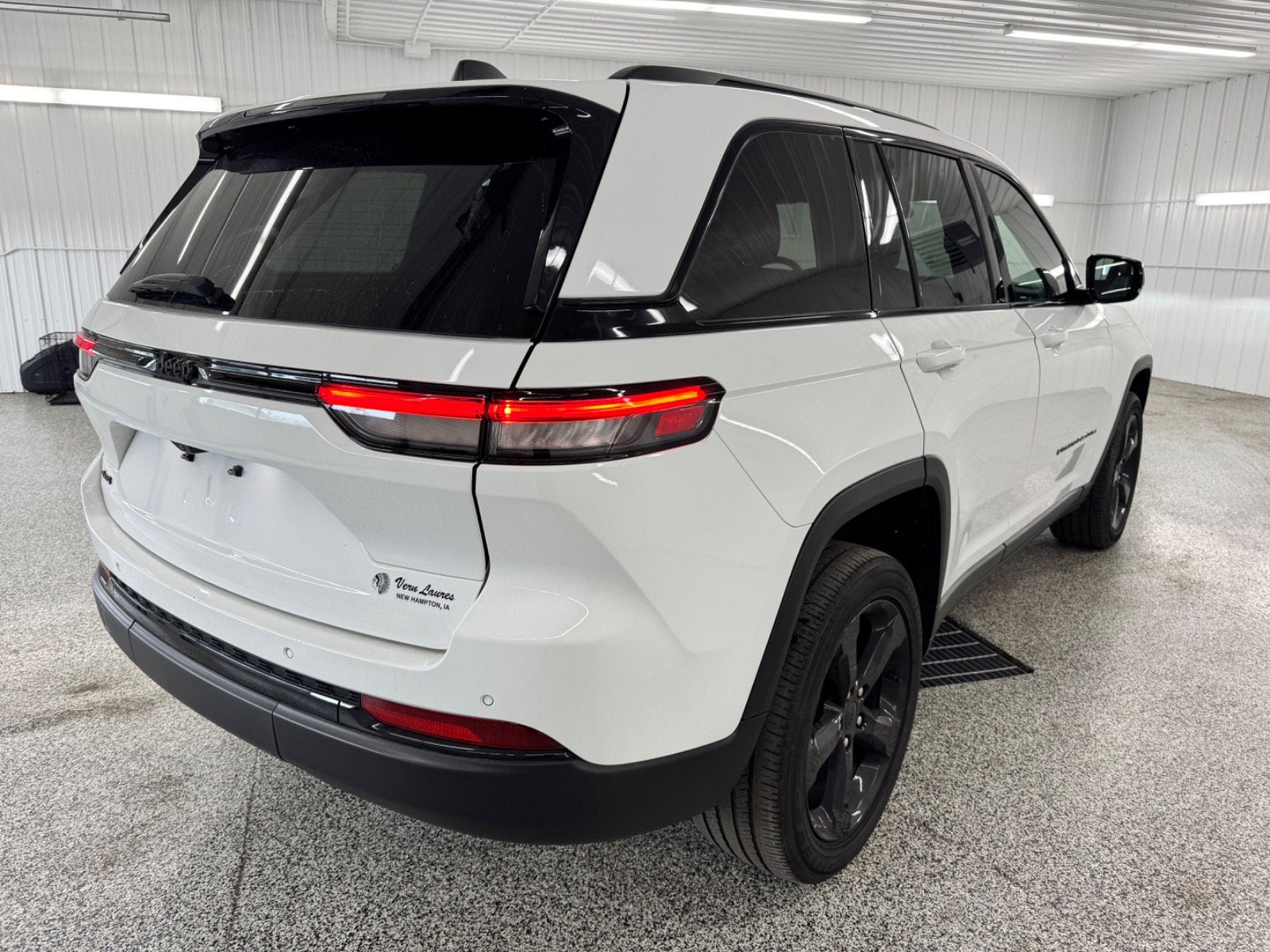 2024 Jeep Grand Cherokee Altitude