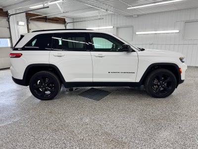 2024 Jeep Grand Cherokee Altitude