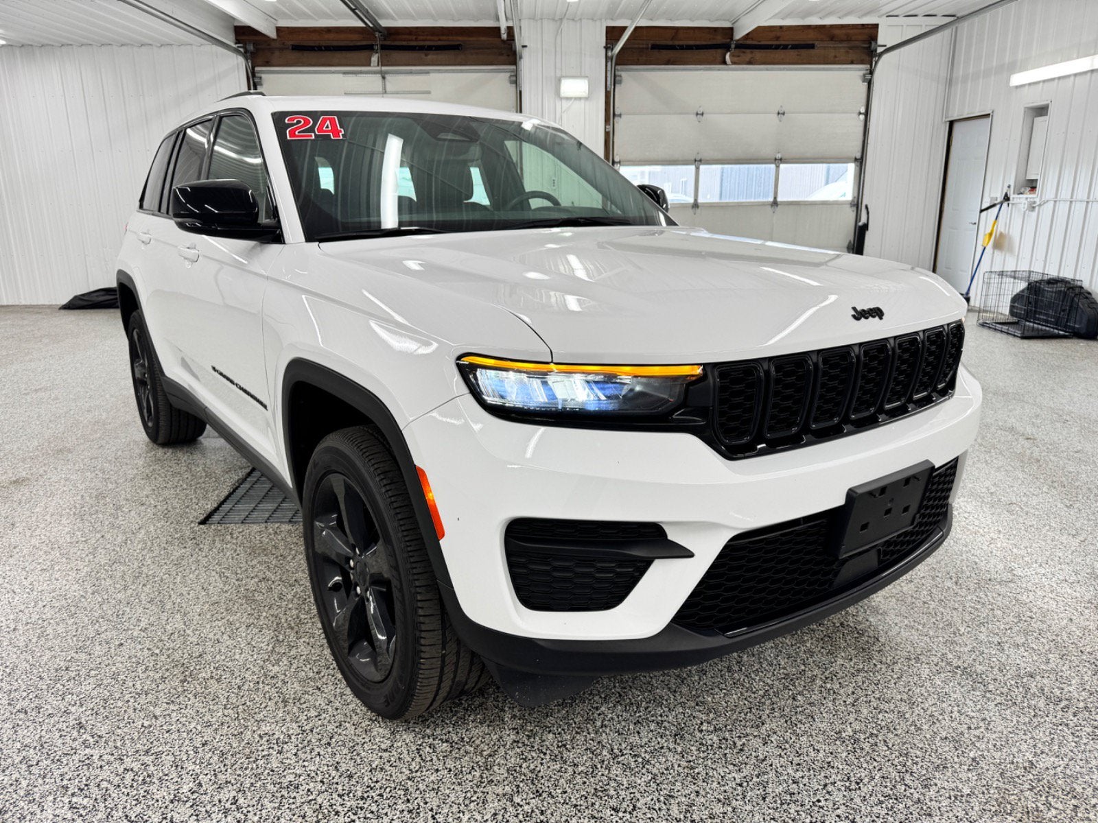 2024 Jeep Grand Cherokee Altitude