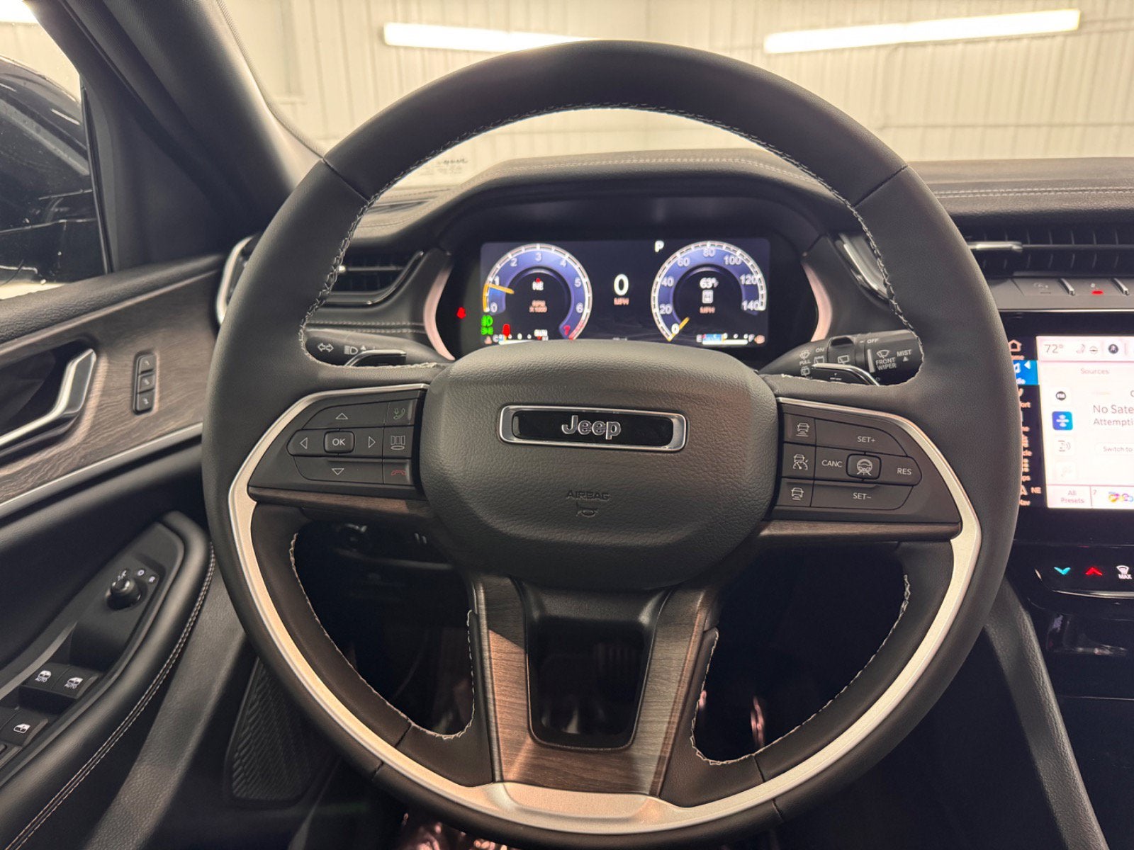 2027 Jeep Grand Cherokee Limited