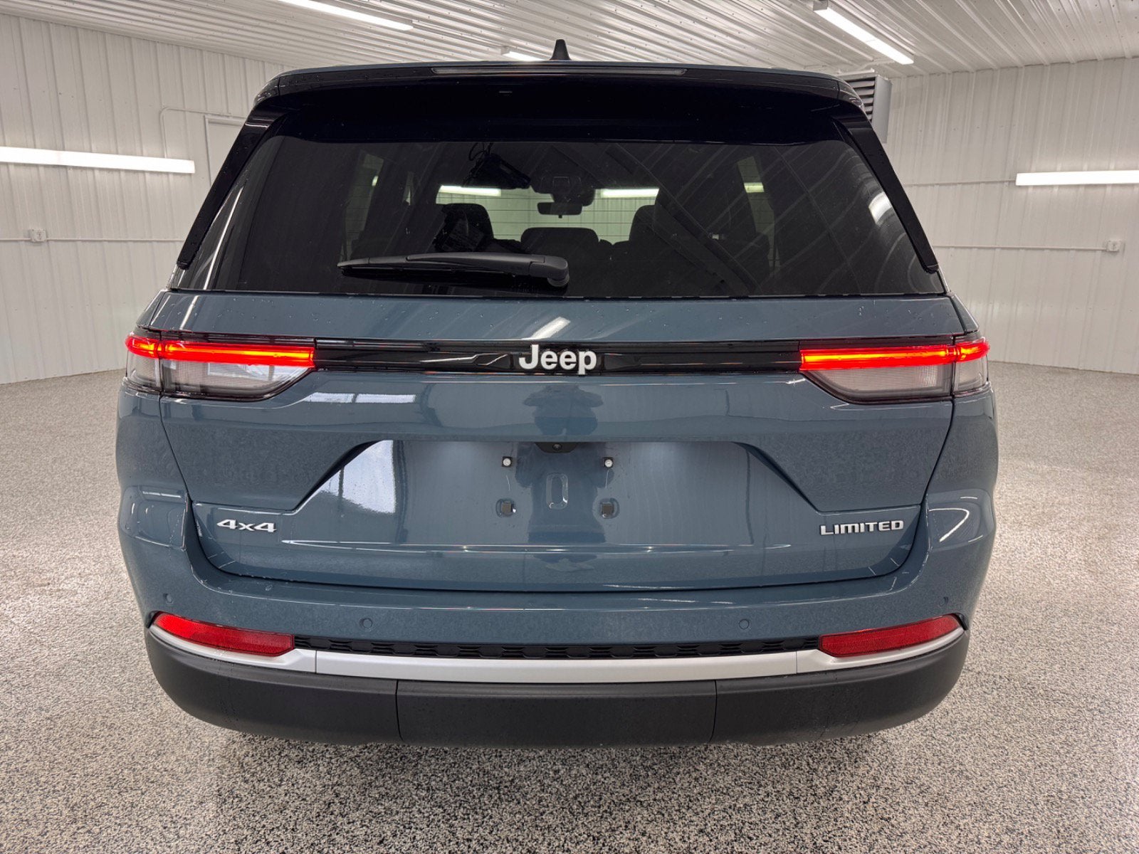 2027 Jeep Grand Cherokee Limited