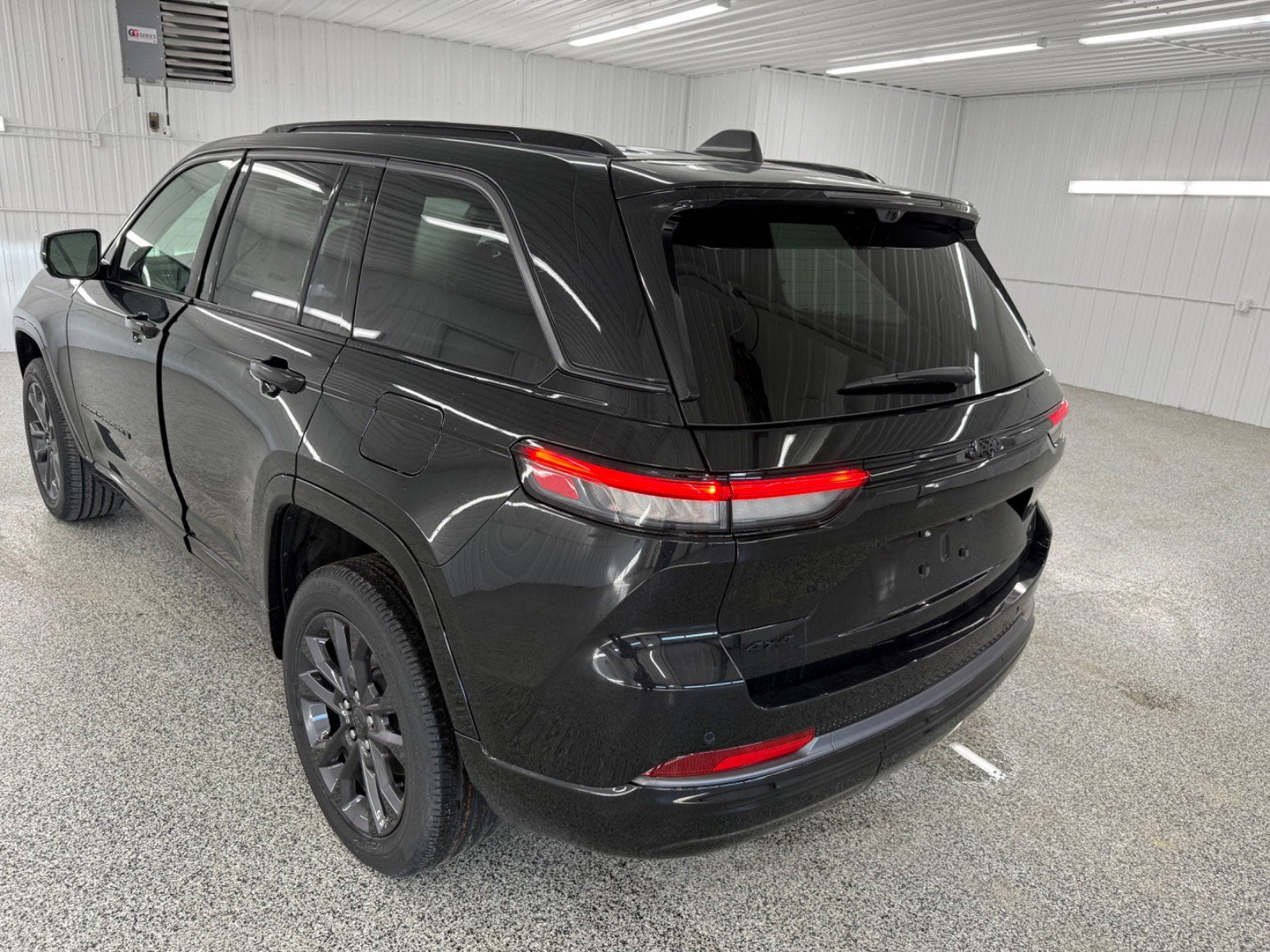 2026 Jeep Grand Cherokee Limited Reserve