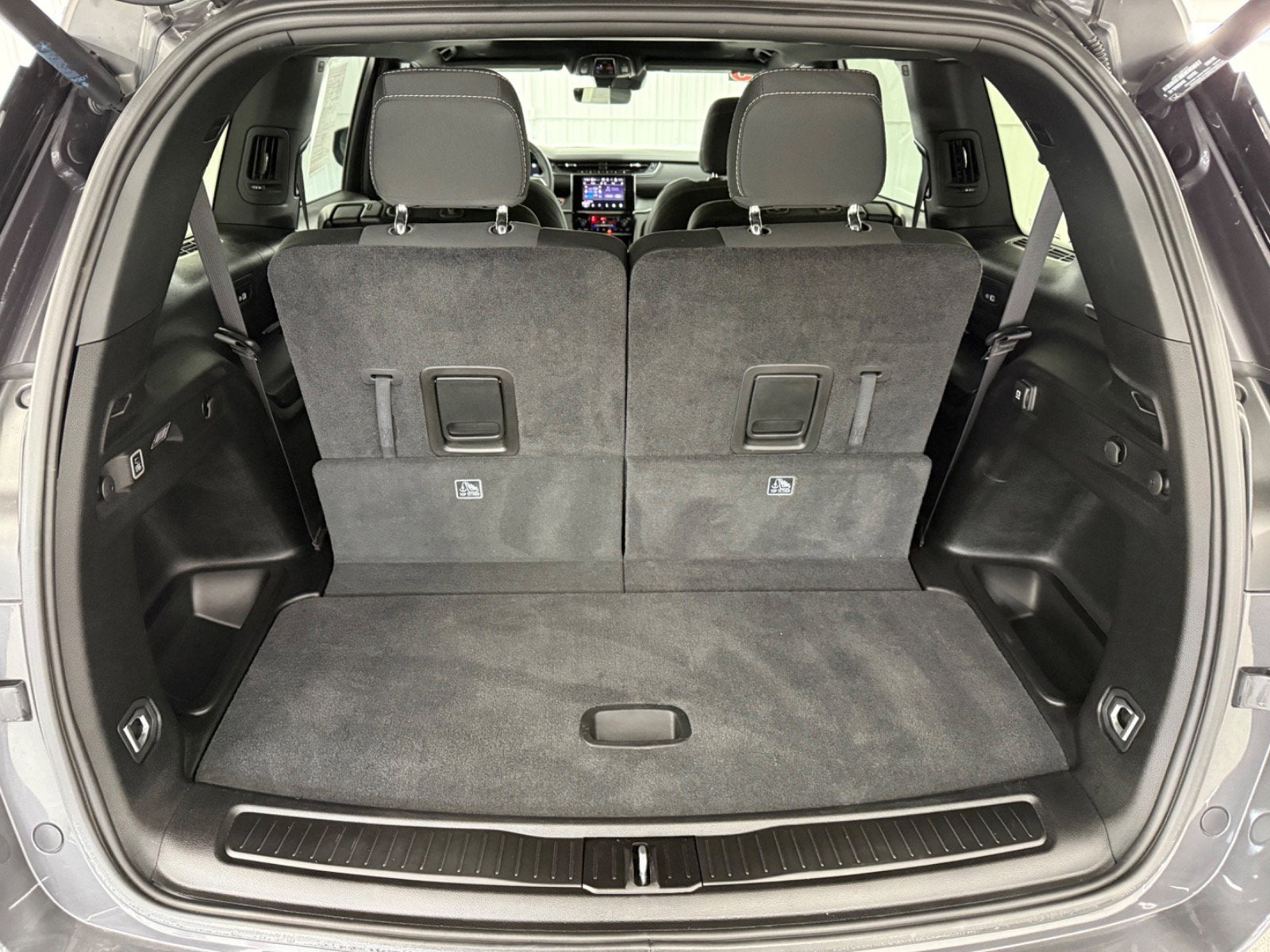 2025 Jeep Grand Cherokee L Laredo X