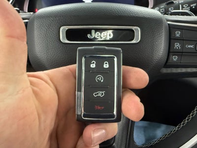 2025 Jeep Grand Cherokee L Laredo X