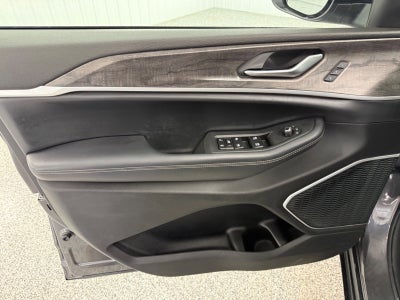 2025 Jeep Grand Cherokee L Laredo X