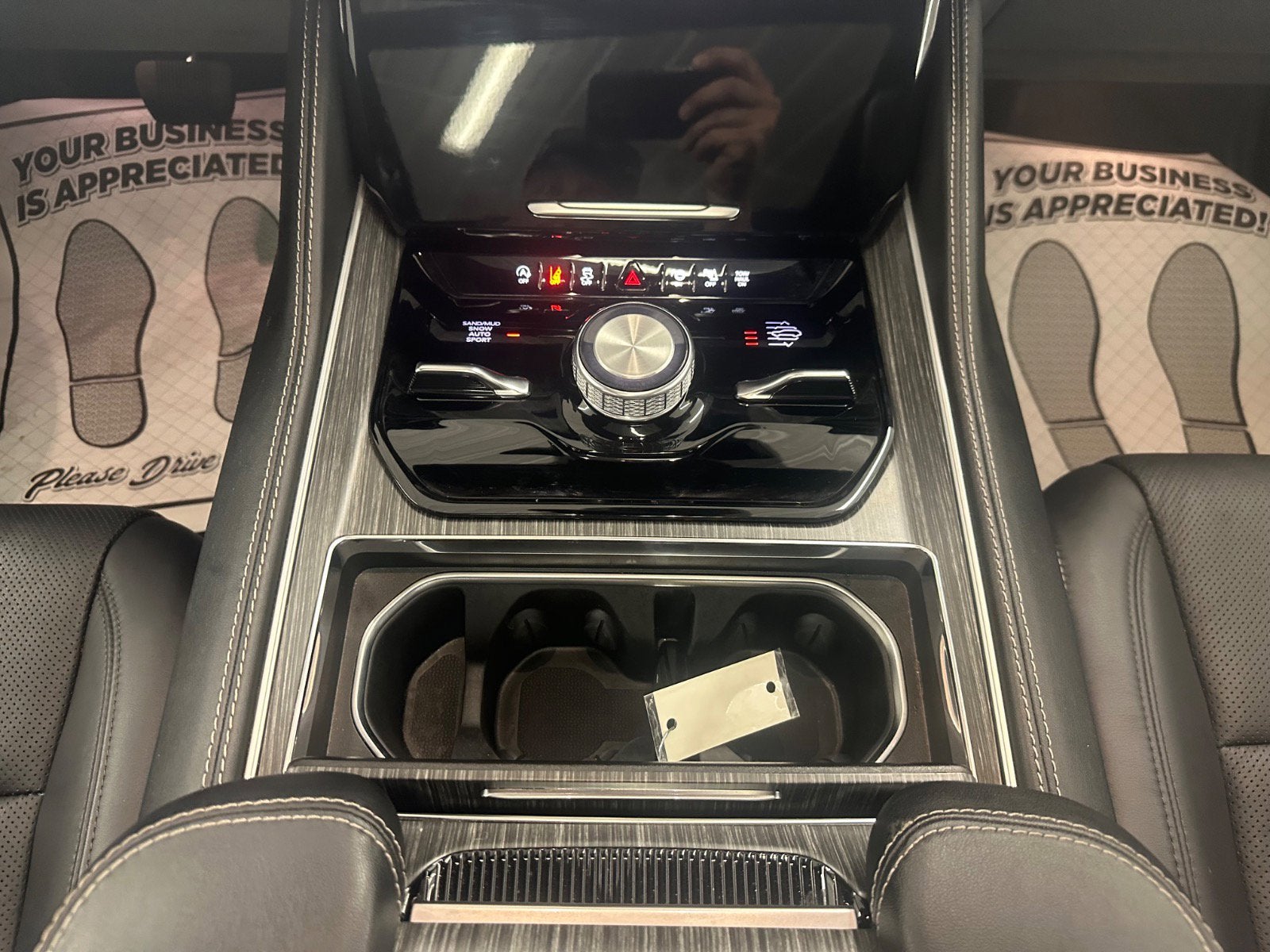 2024 Jeep Wagoneer L Series III