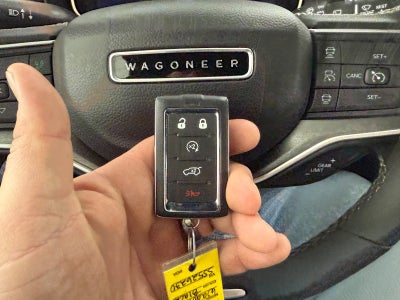 2025 Jeep Wagoneer 4x4