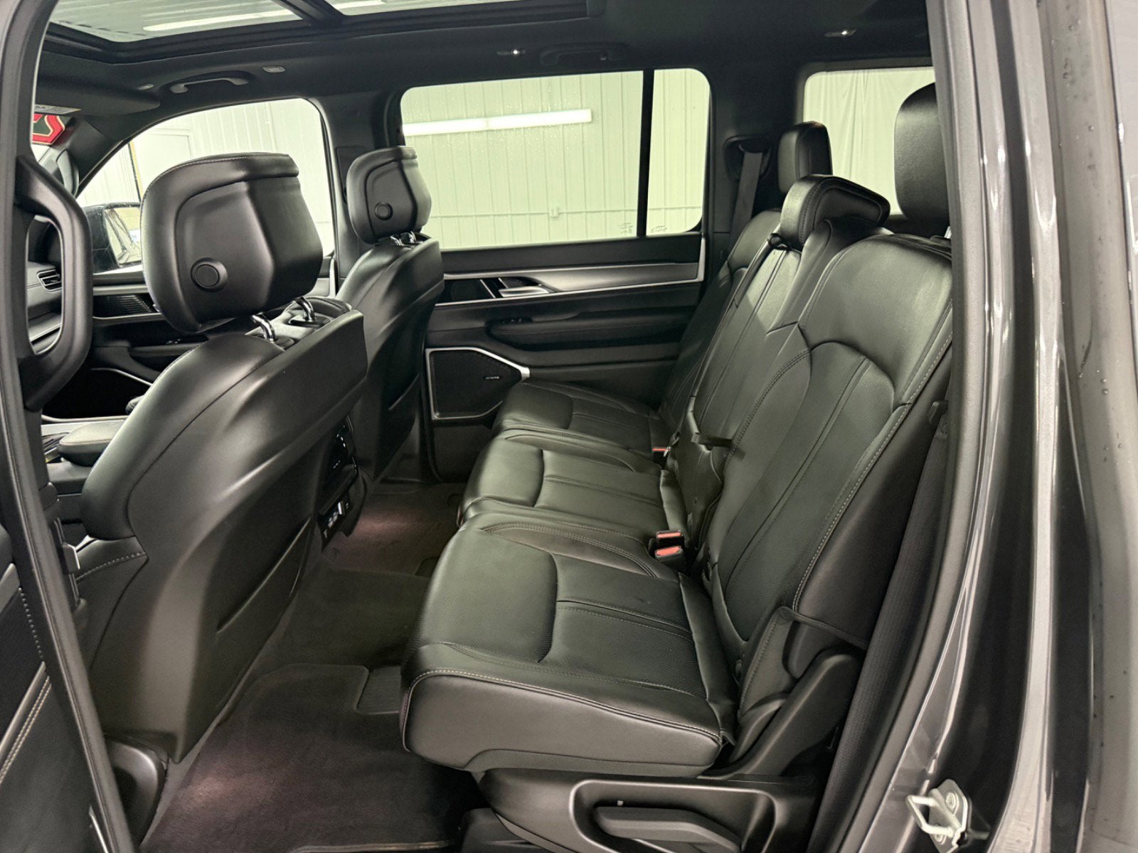 2025 Jeep Wagoneer 4x4