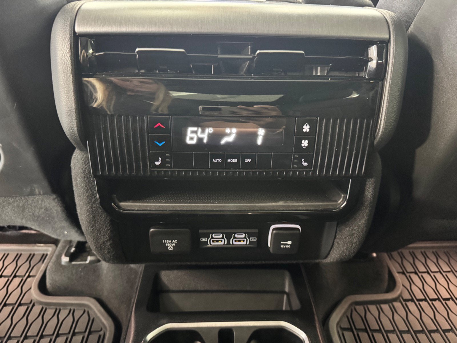 2024 Jeep Wagoneer Series II Carbide