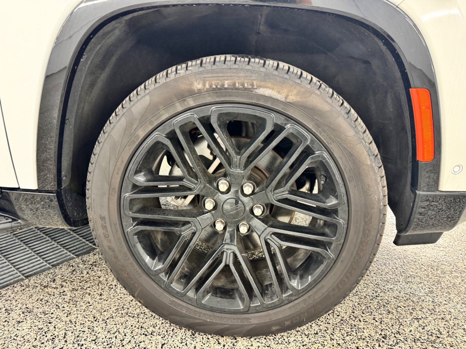 2024 Jeep Wagoneer Series II Carbide