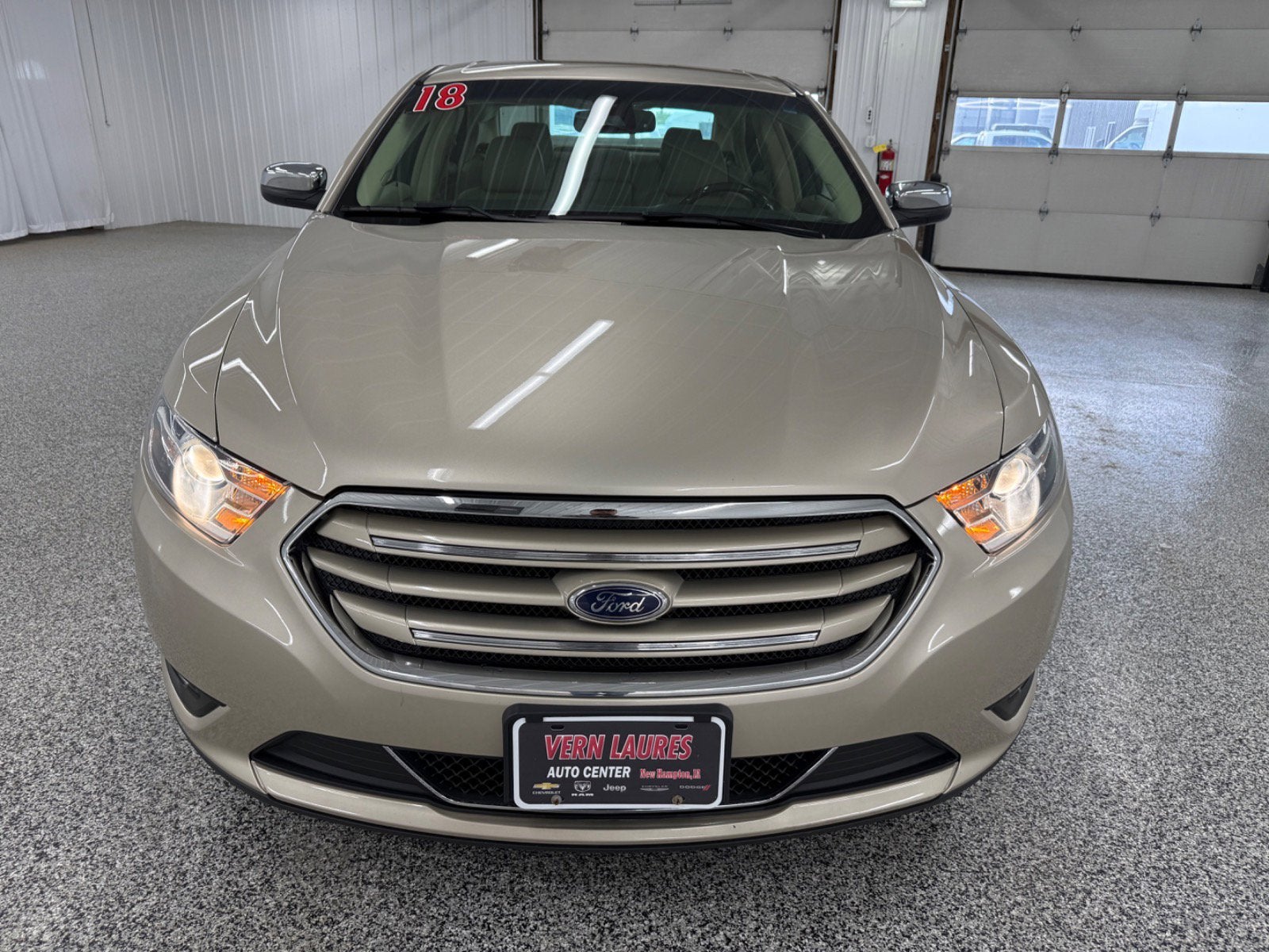 2018 Ford Taurus Limited