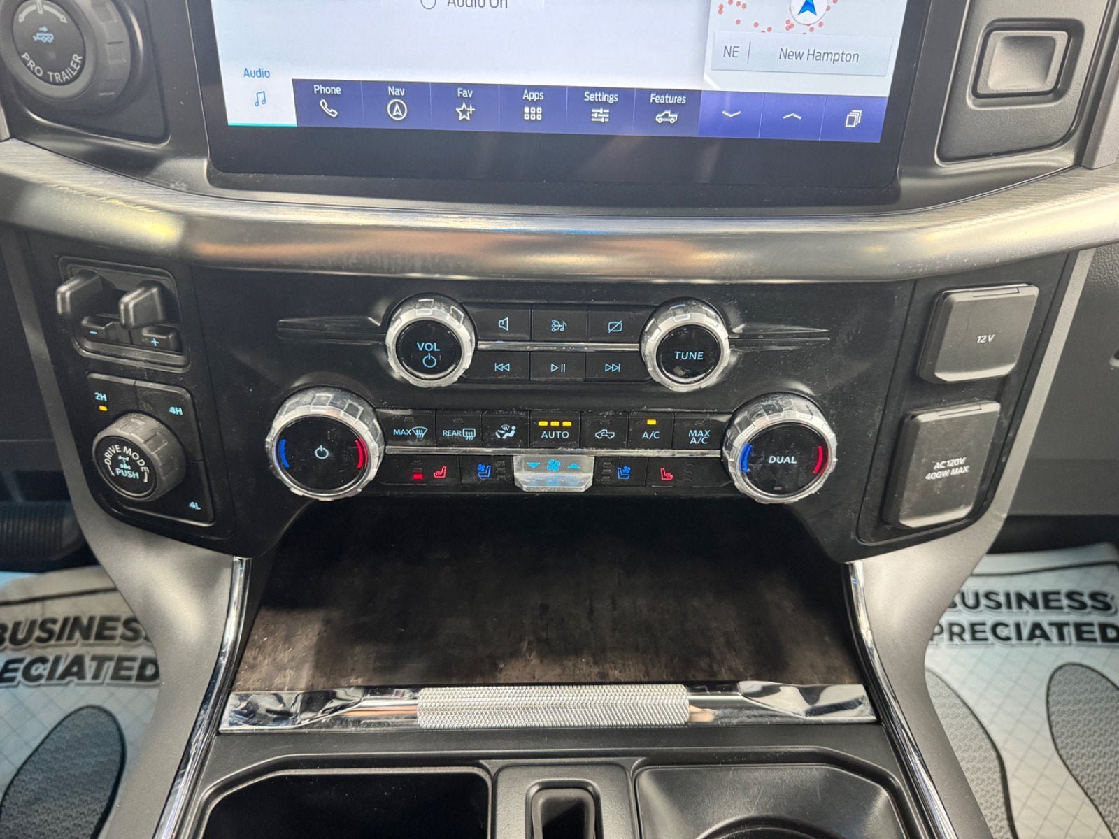 2023 Ford F-150 LARIAT