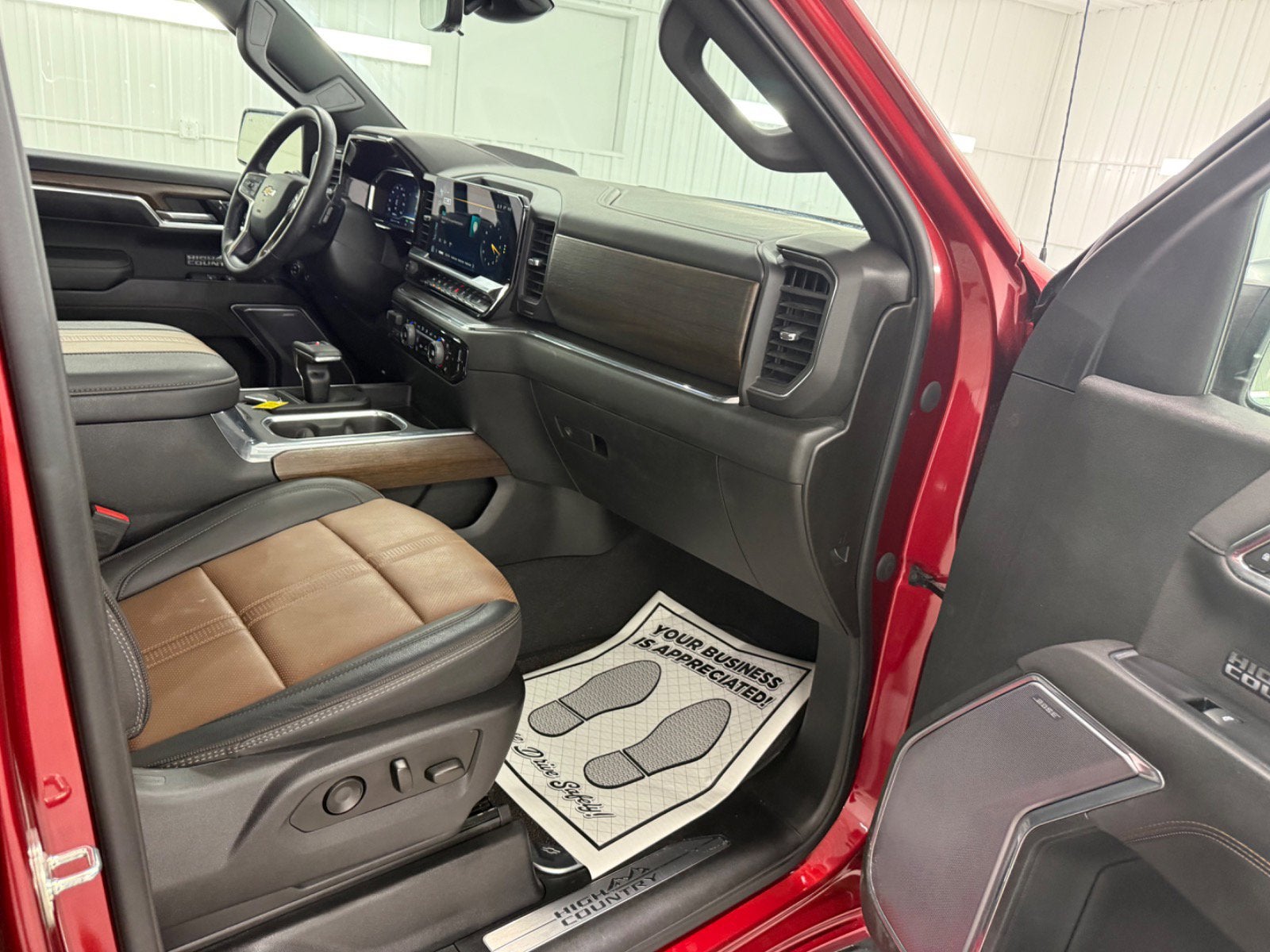 2023 Chevrolet Silverado 1500 High Country