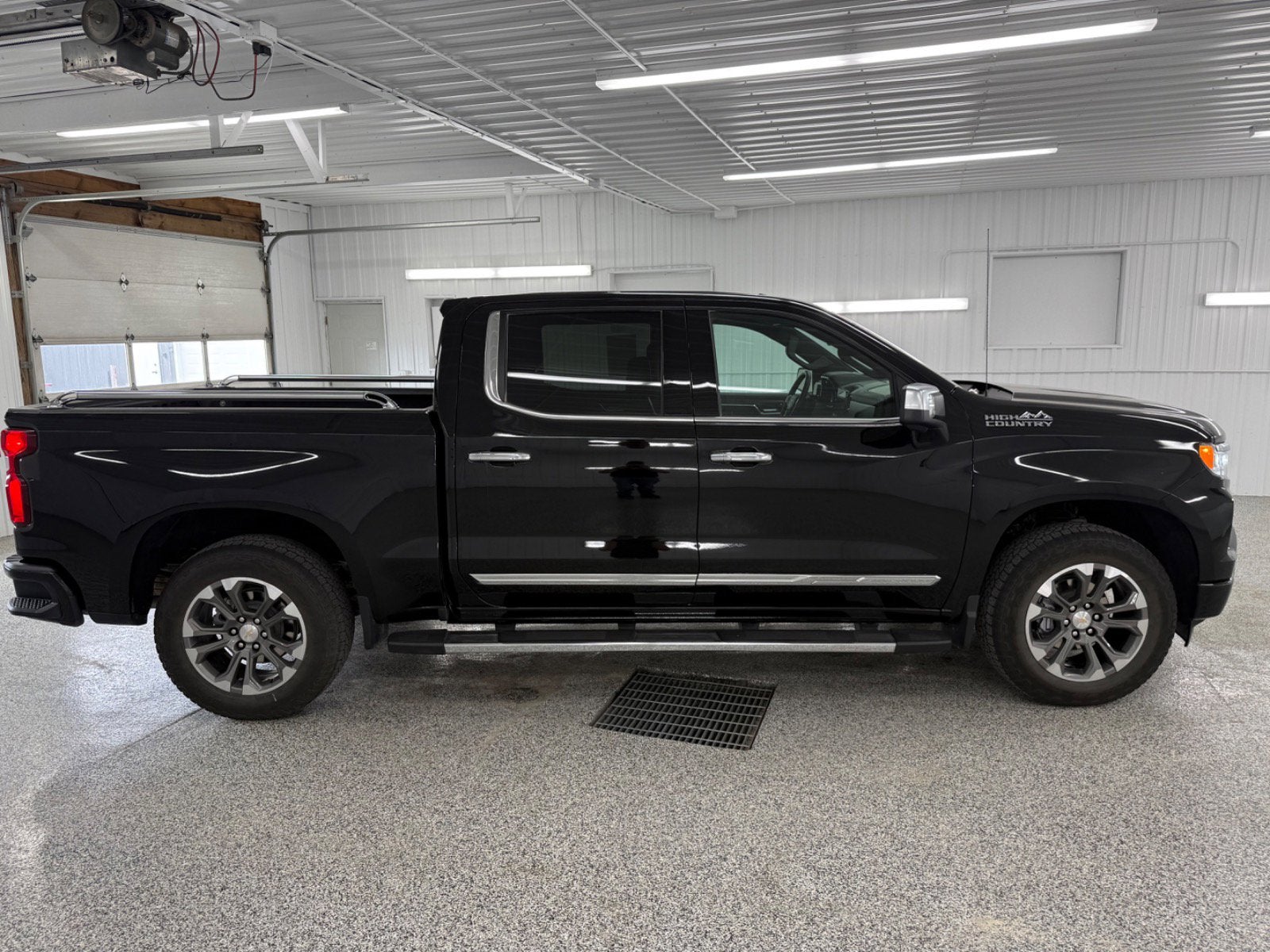 2025 Chevrolet Silverado 1500 High Country