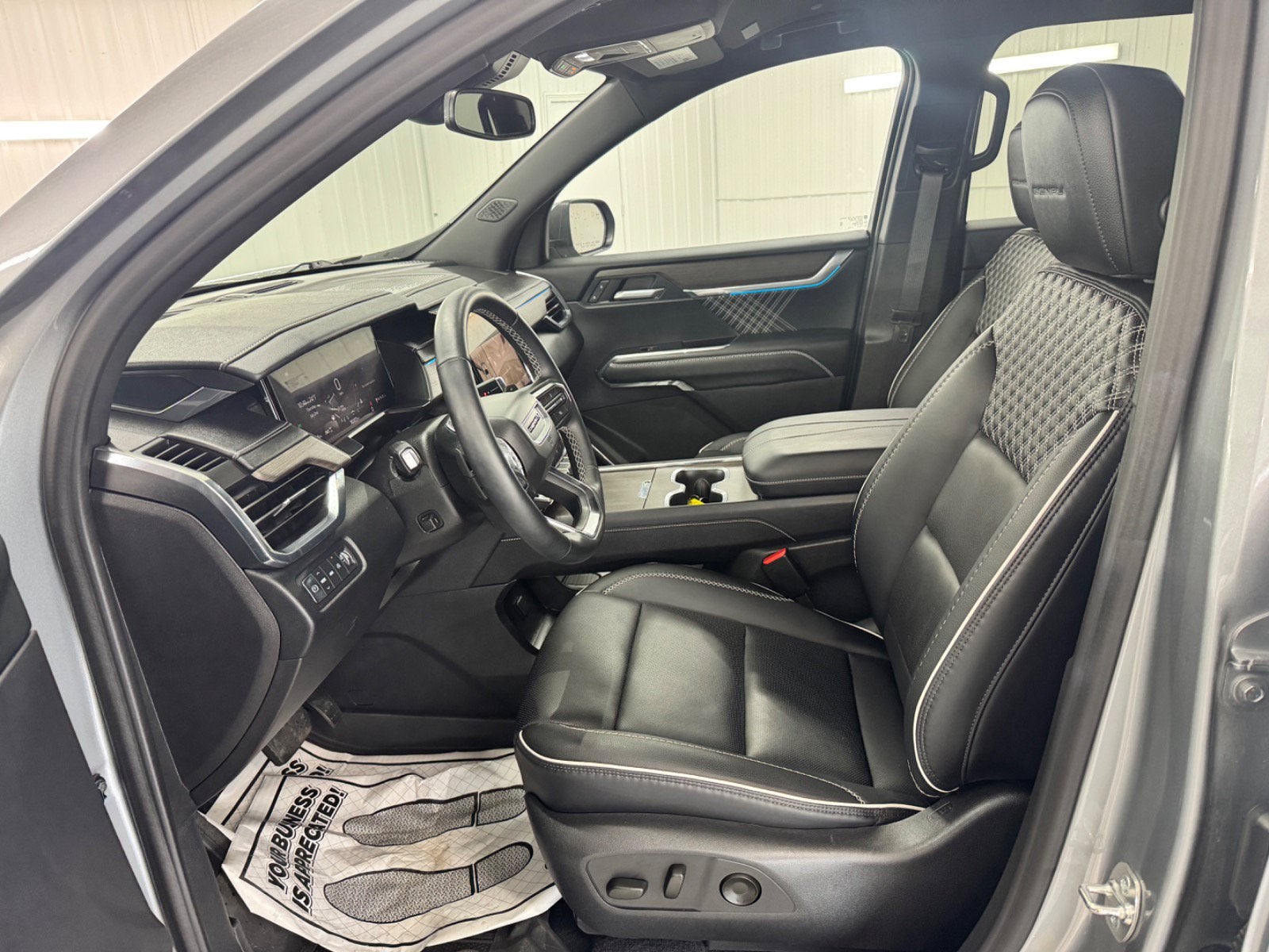 2024 GMC Acadia AWD Denali