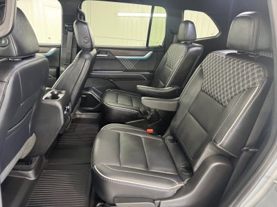 2024 GMC Acadia AWD Denali