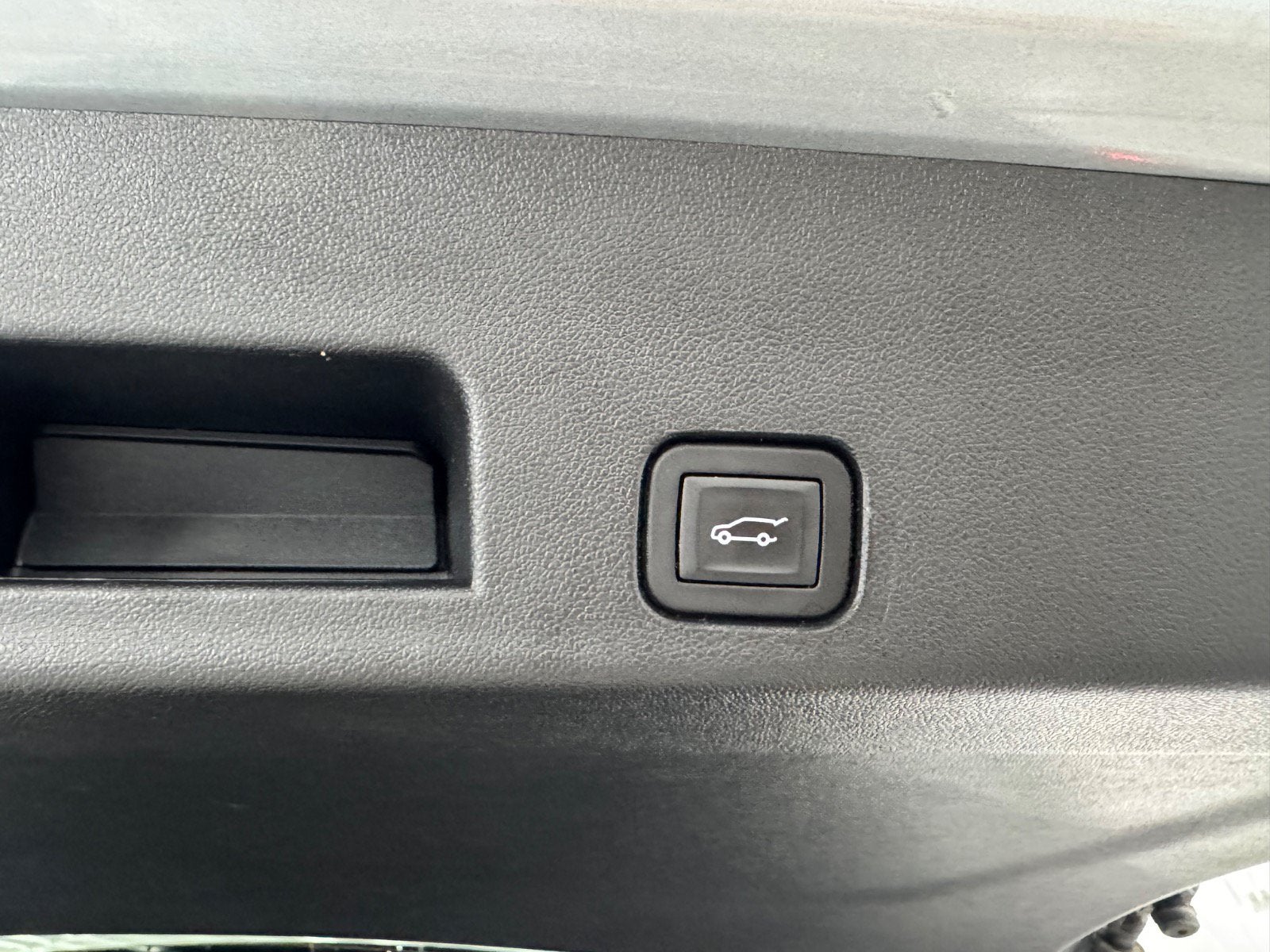2024 GMC Acadia AWD Denali