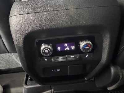2024 GMC Acadia AWD Denali