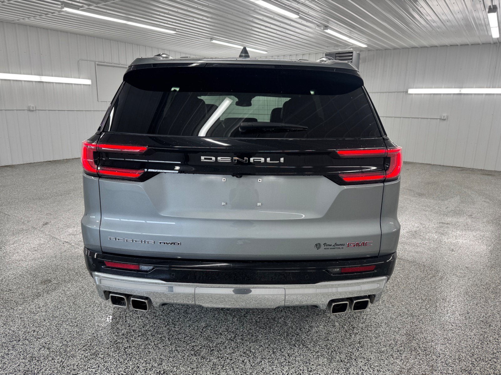2024 GMC Acadia AWD Denali