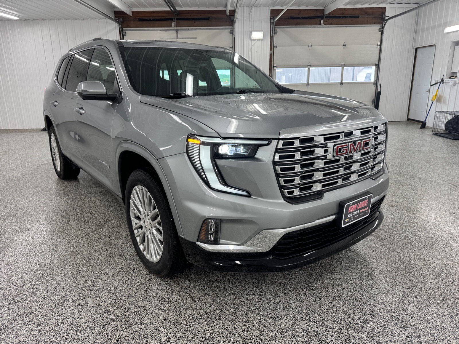 2024 GMC Acadia AWD Denali