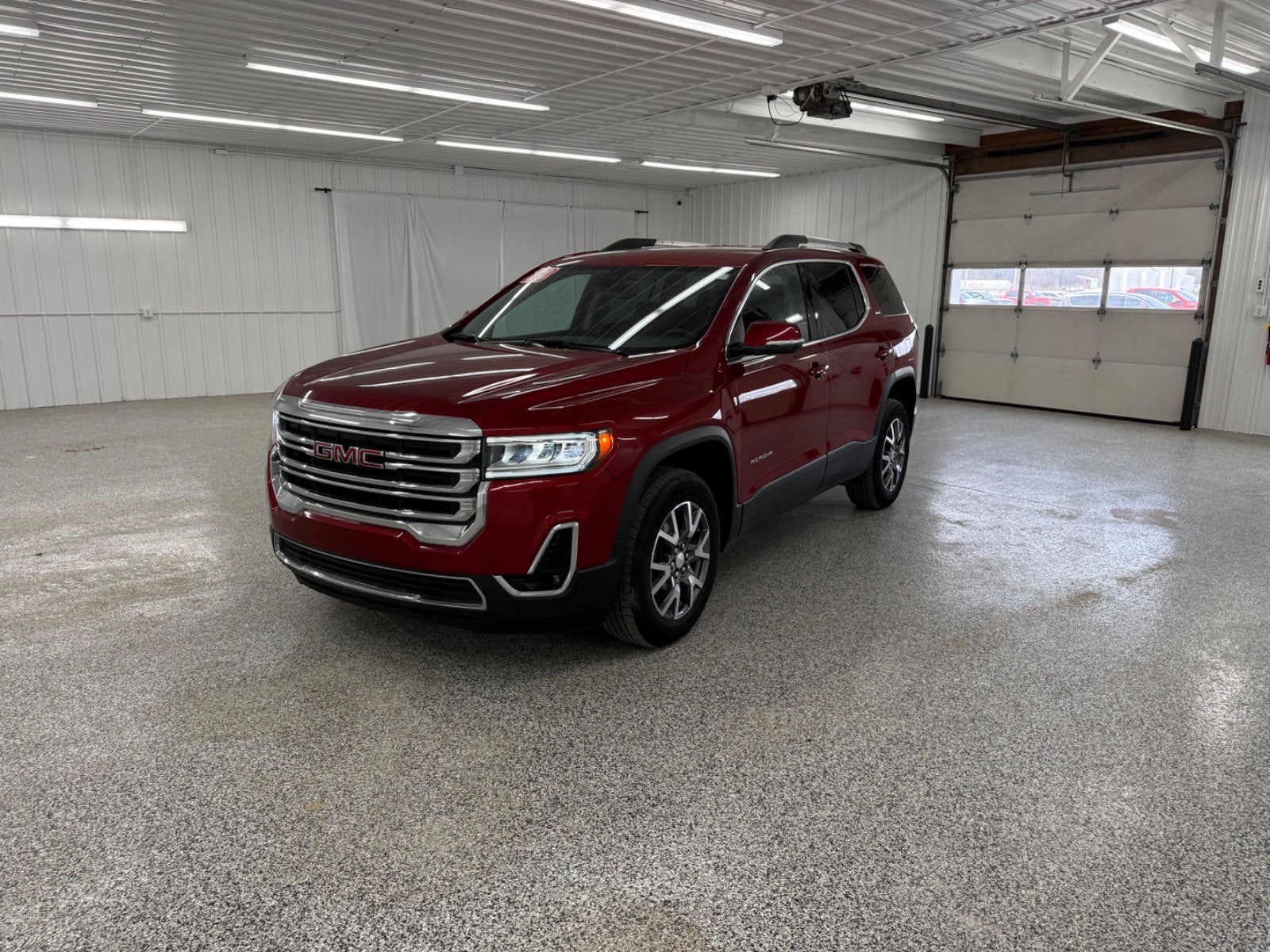 2023 GMC Acadia SLT