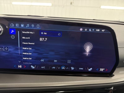 2026 Chevrolet Traverse AWD LT