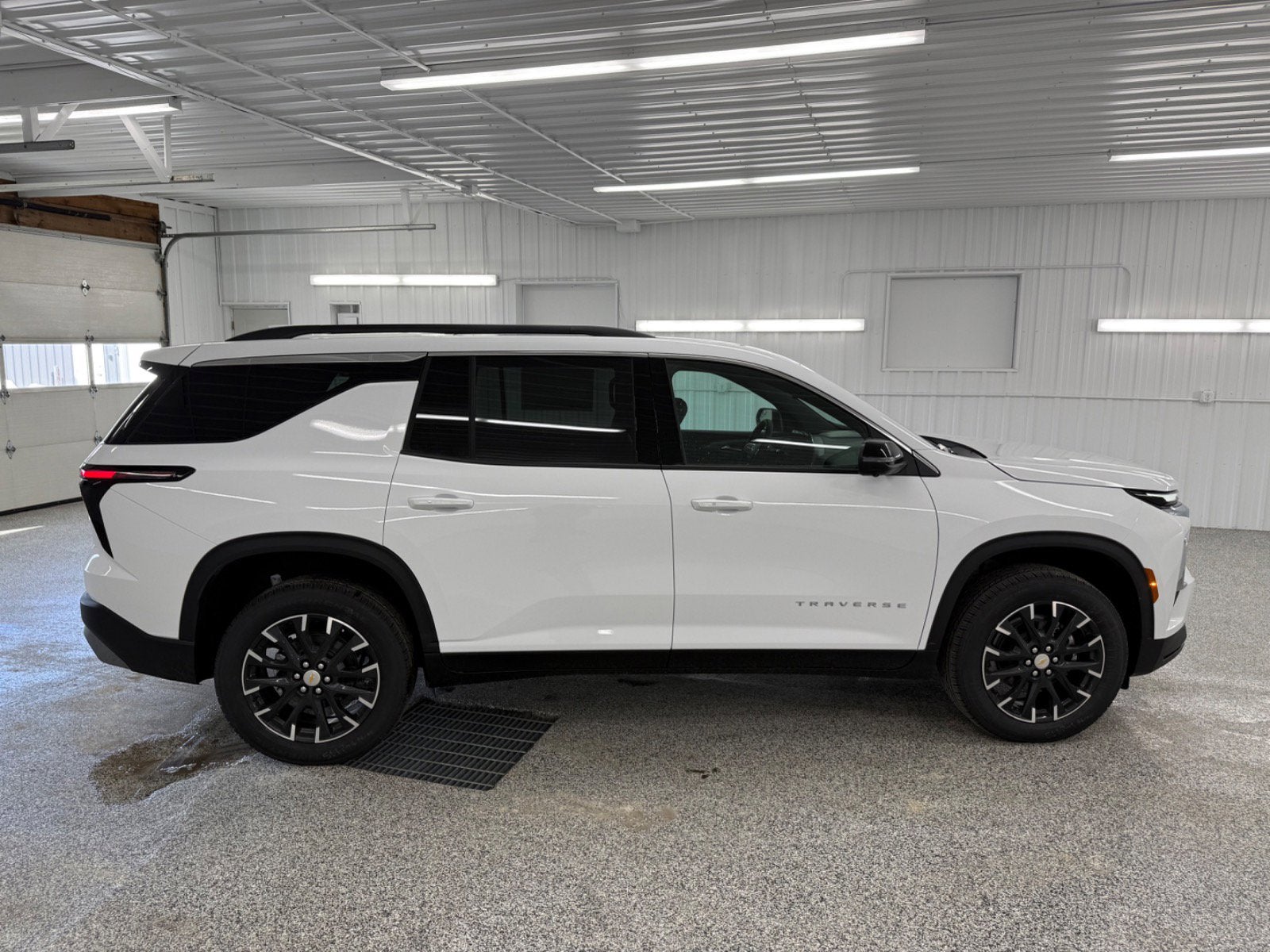 2026 Chevrolet Traverse AWD LT