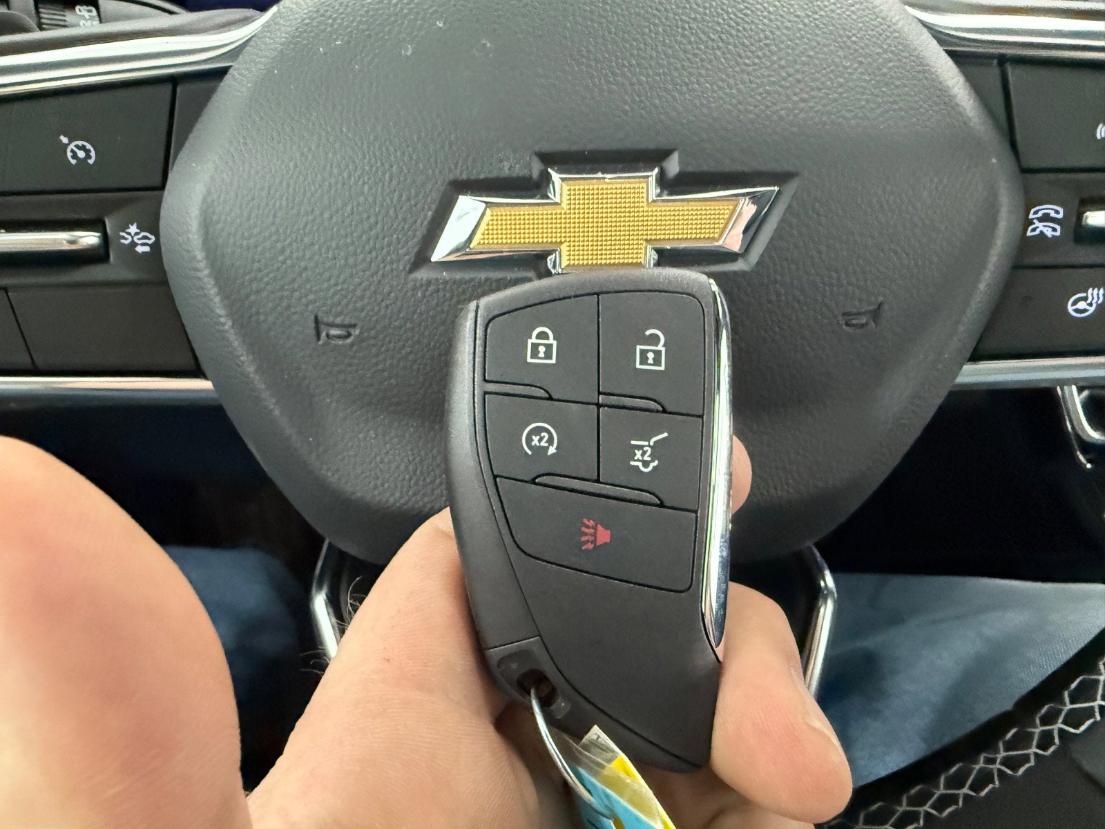 2026 Chevrolet Traverse AWD LT