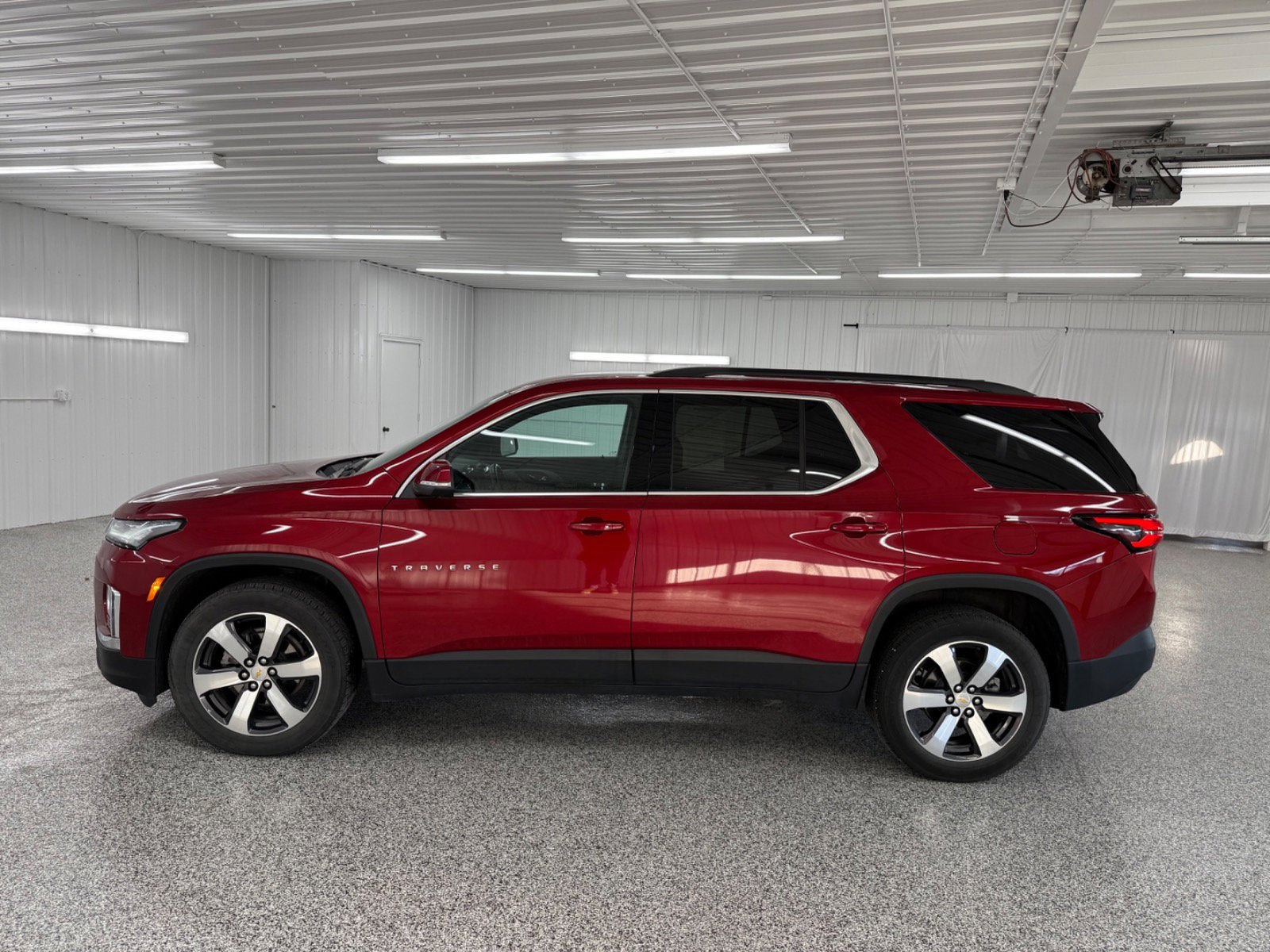 2023 Chevrolet Traverse LT Leather