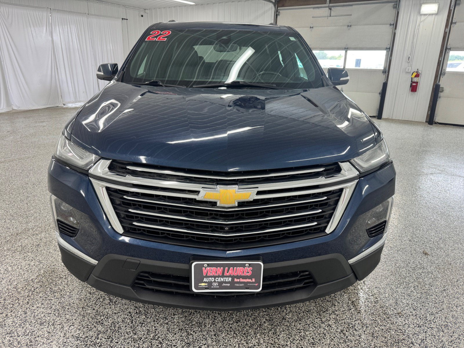 2022 Chevrolet Traverse LT Leather