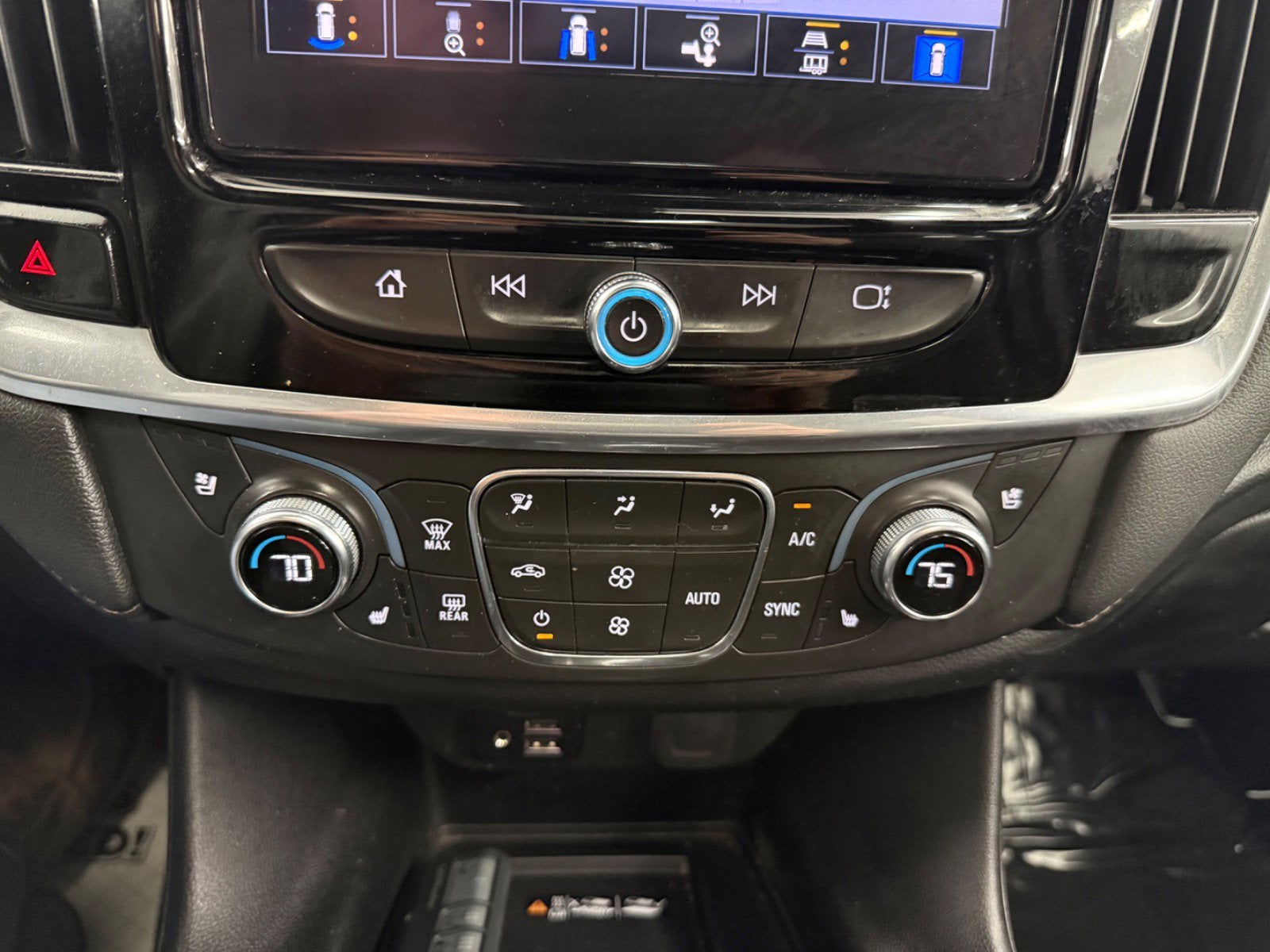 2023 Chevrolet Traverse High Country