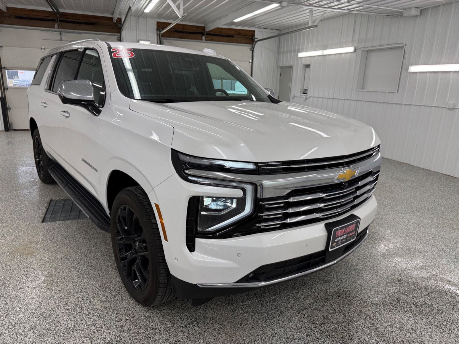 2025 Chevrolet Suburban Premier