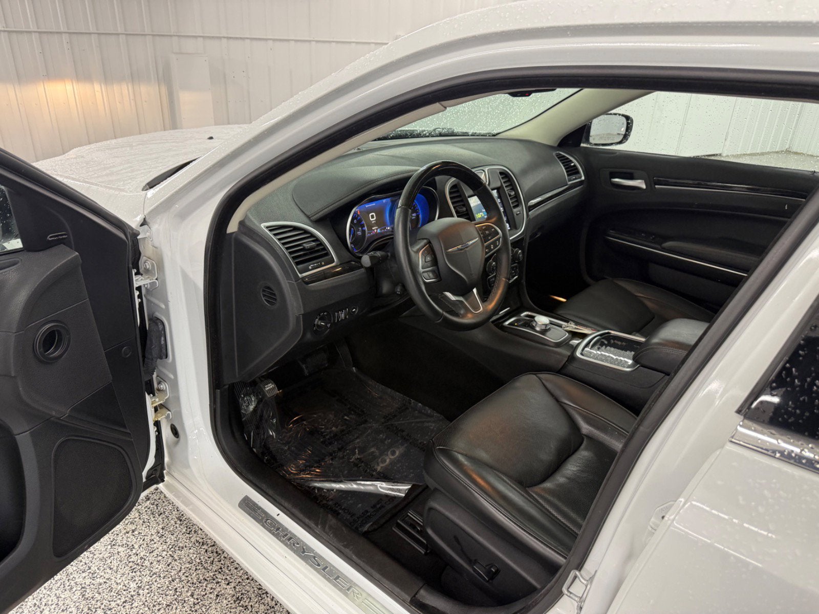 2017 Chrysler 300 300C