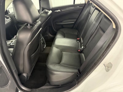 2017 Chrysler 300 300C