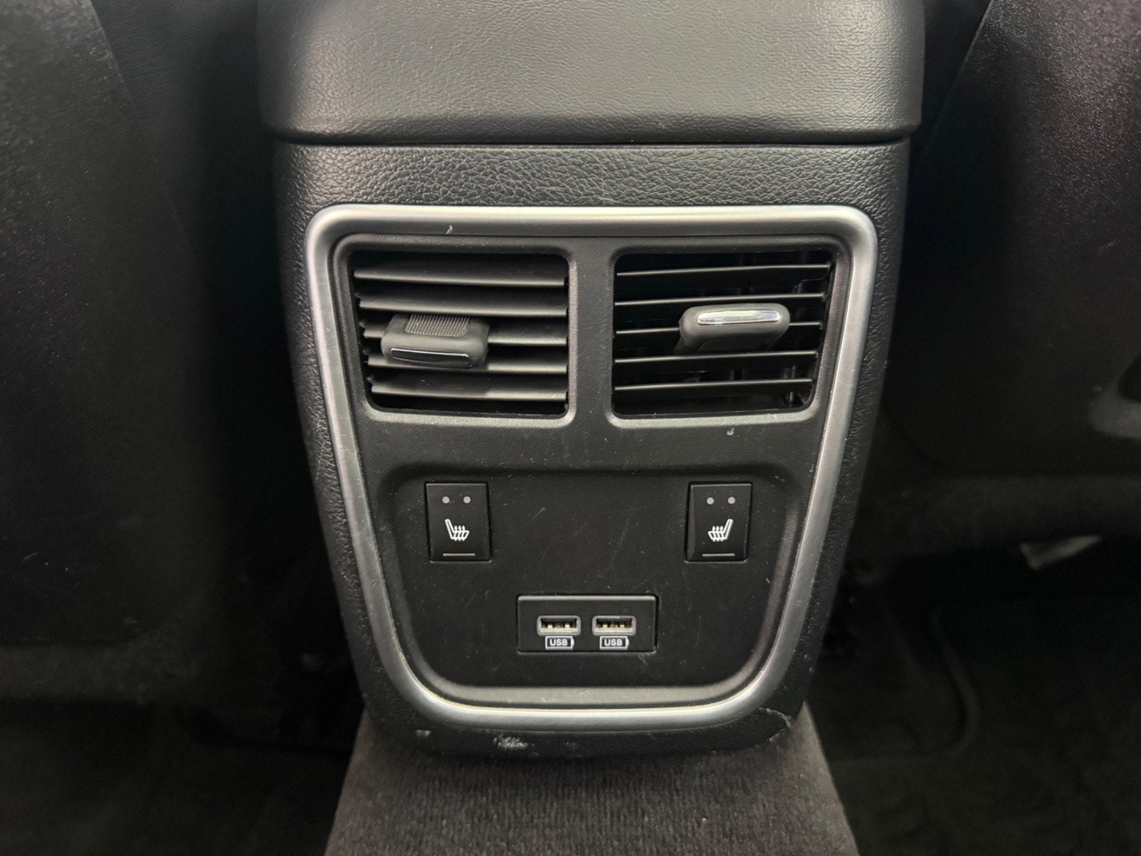 2017 Chrysler 300 300C