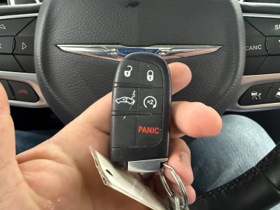 2017 Chrysler 300 300C