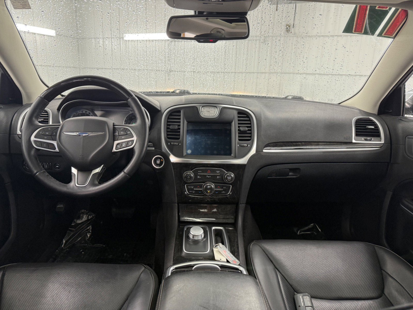 2017 Chrysler 300 300C